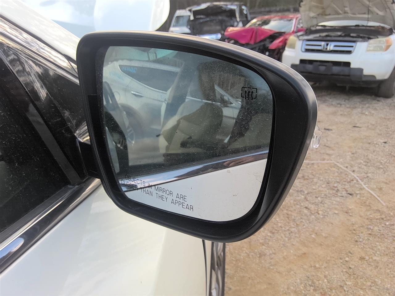 https://f005.backblazeb2.com/file/img-partshotlines-com/Inventory/EX536/Vehicle/90464_10.jpg