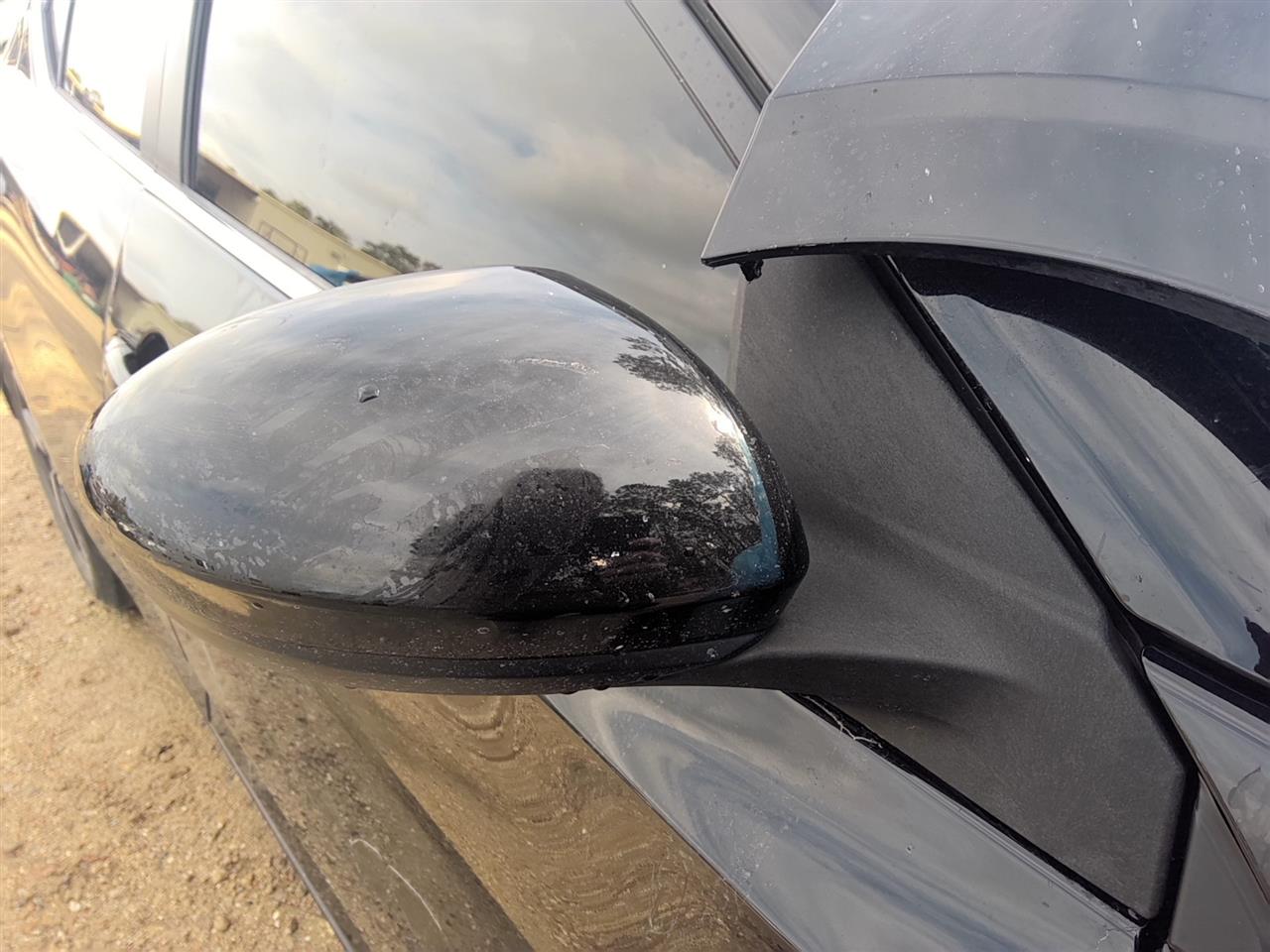 Vehicle/90658_08.jpg