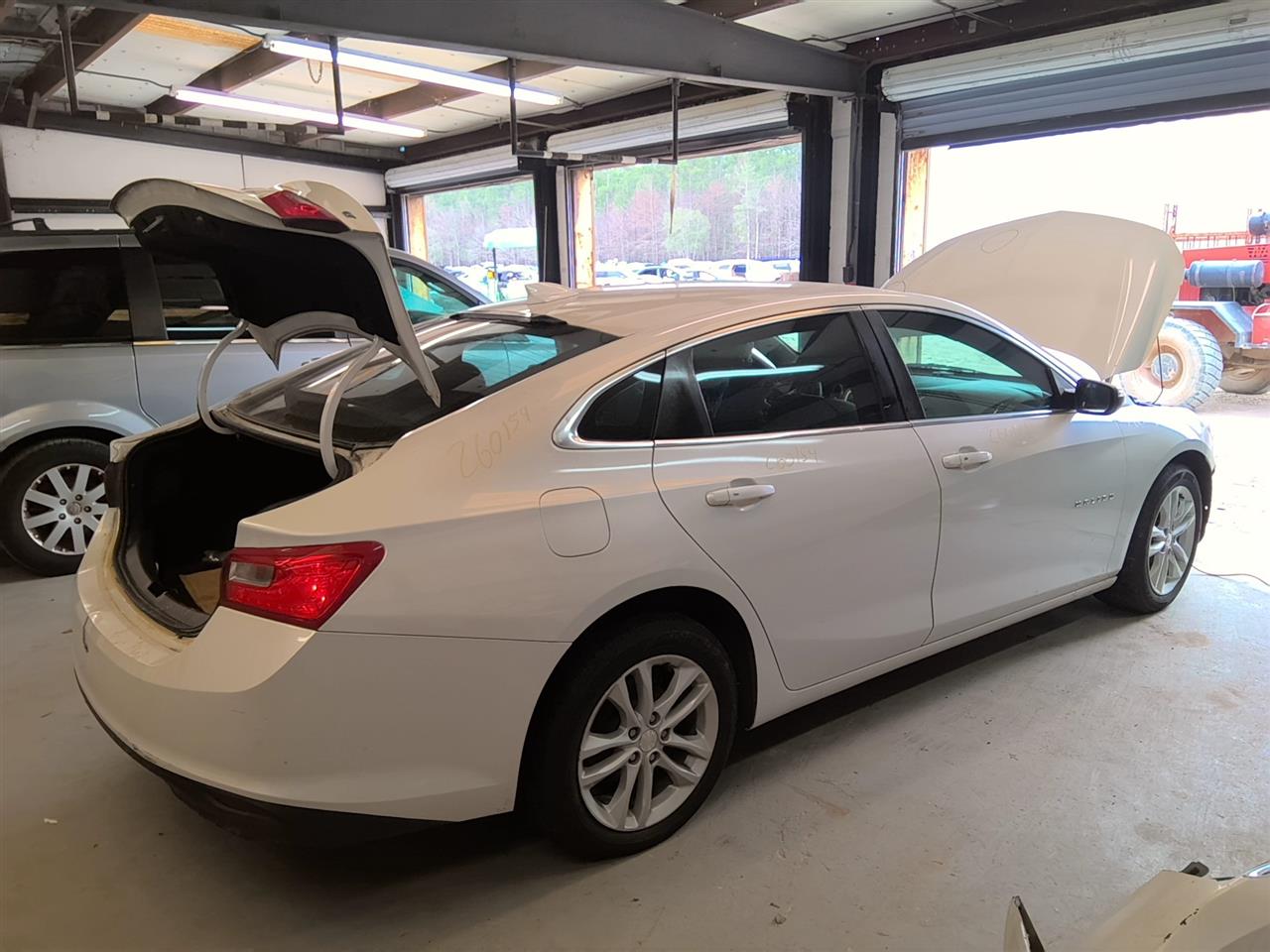 https://f005.backblazeb2.com/file/img-partshotlines-com/Inventory/EX536/Vehicle/91089_01.jpg
