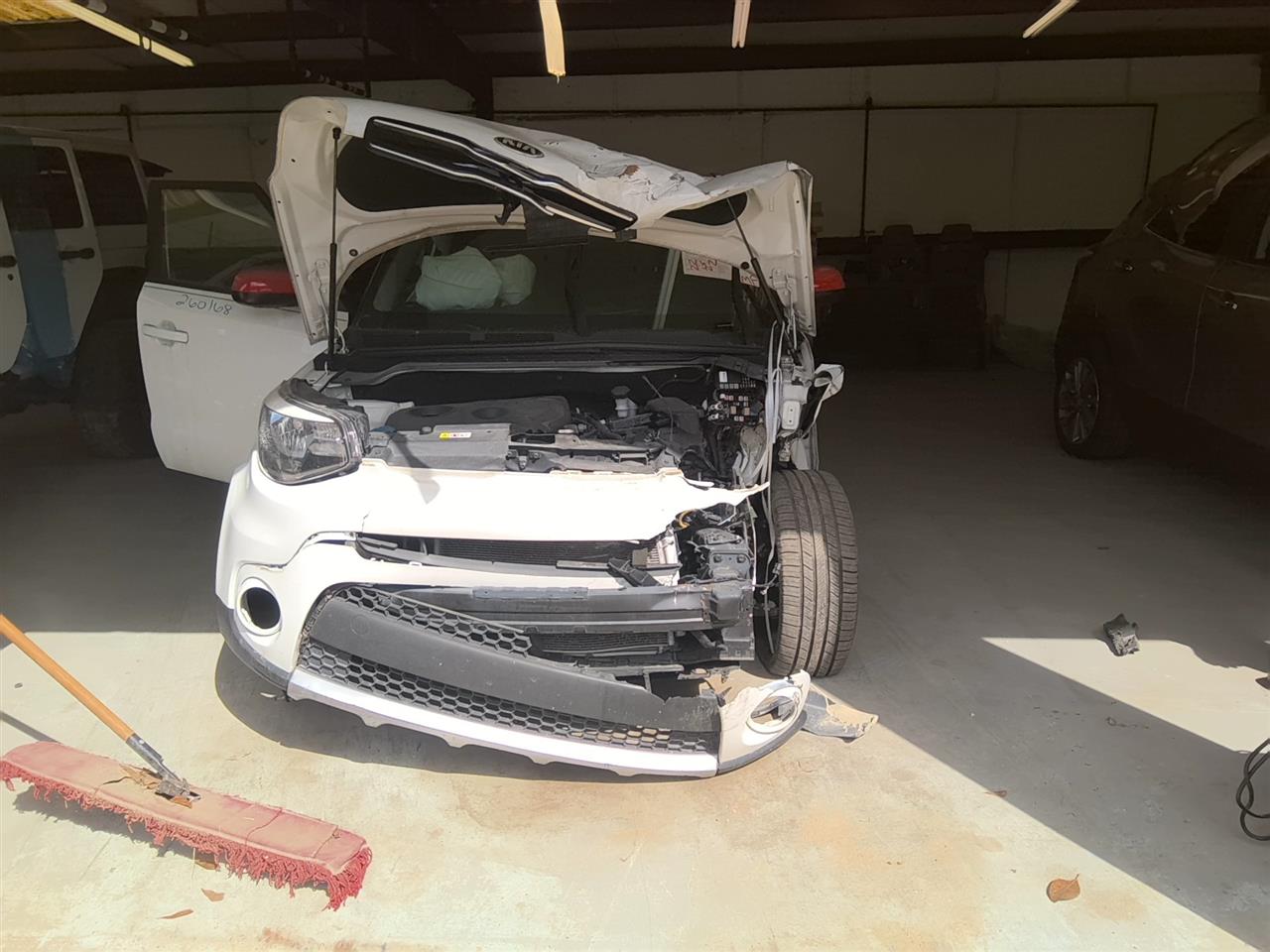 Vehicle/91345_03.jpg
