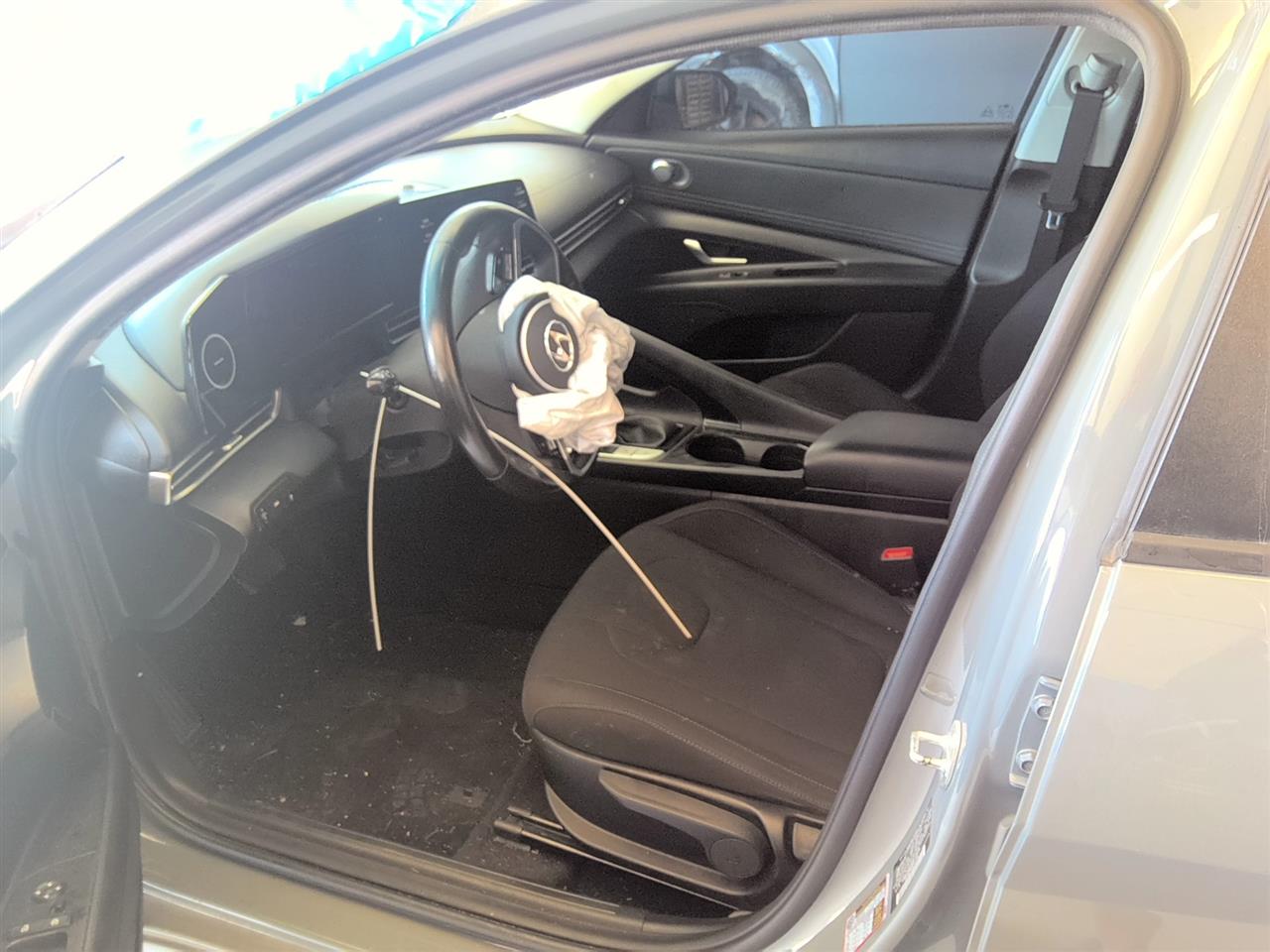Vehicle/91840_06.jpg