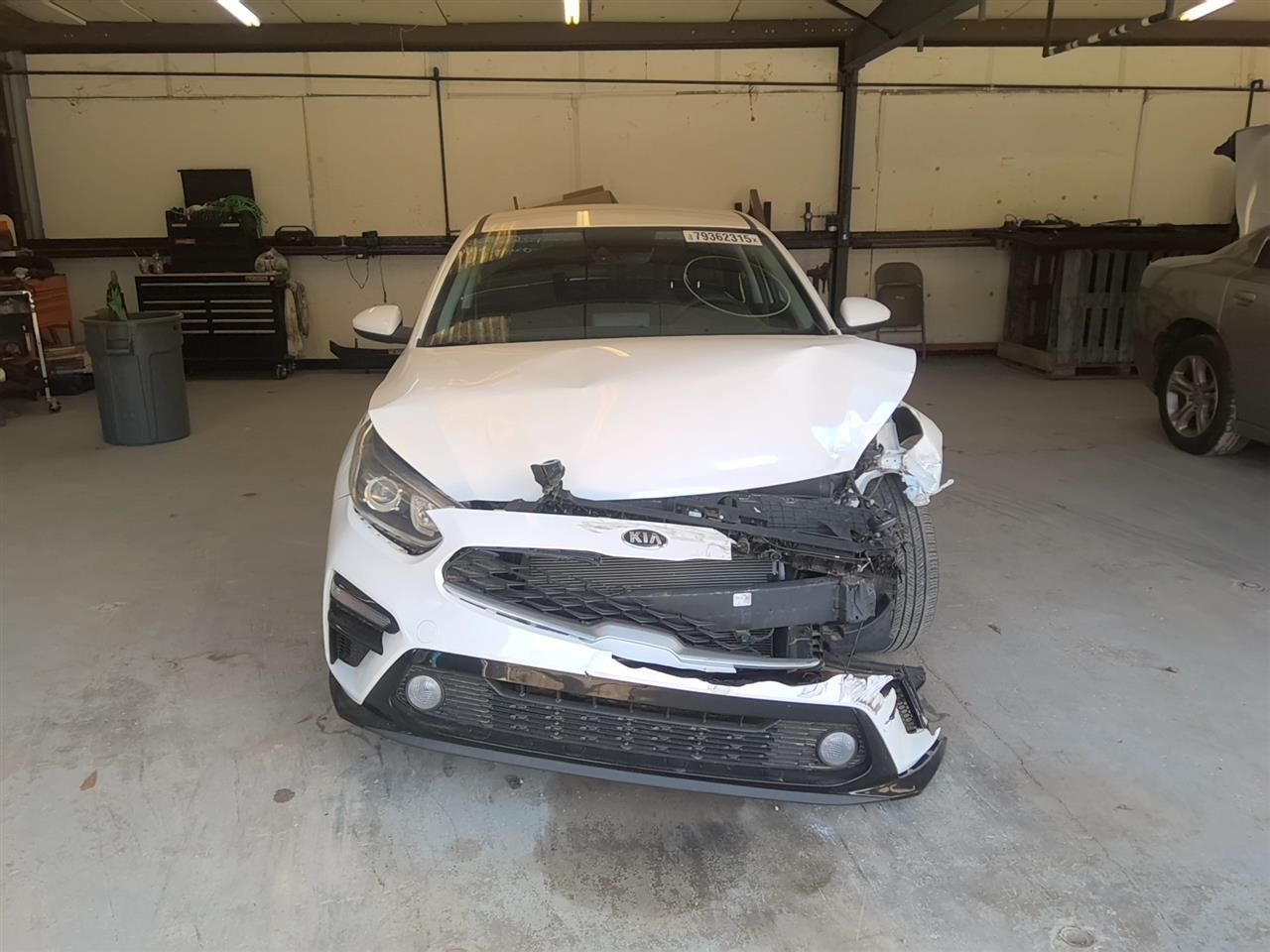 Vehicle/92116_02.jpg