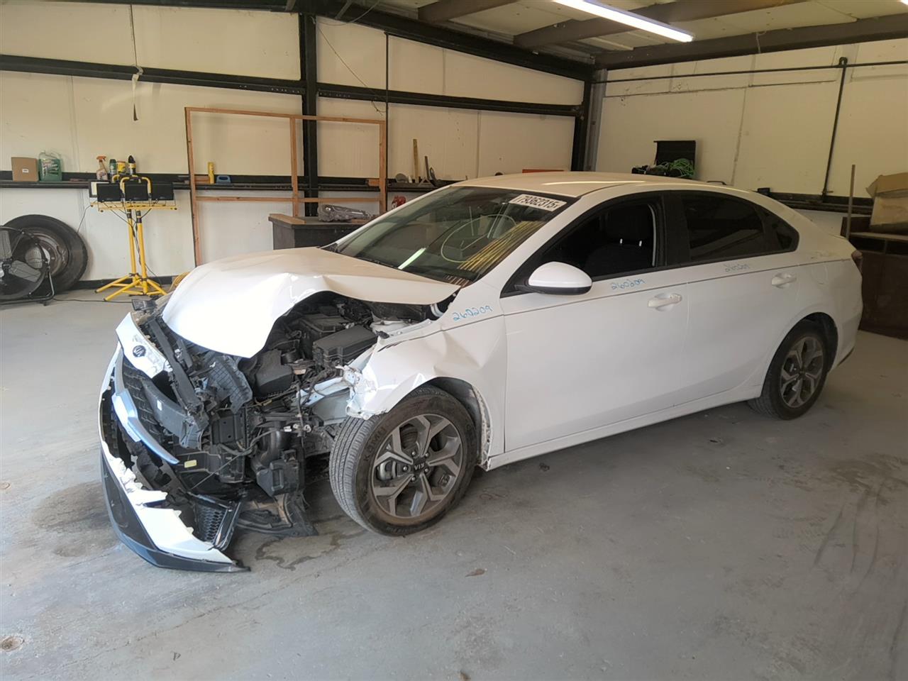 Vehicle/92116_03.jpg