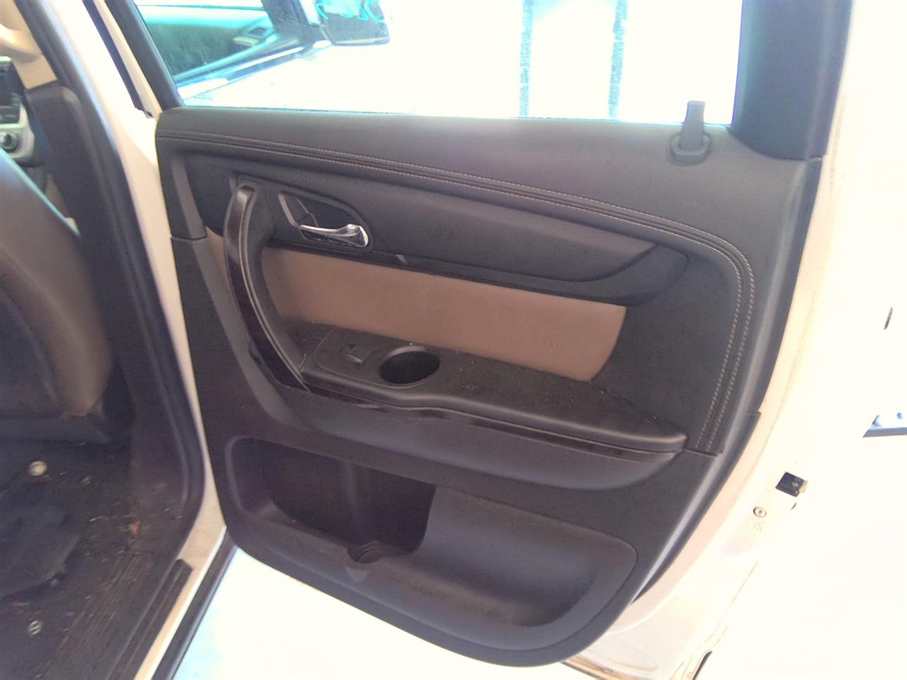 https://f005.backblazeb2.com/file/img-partshotlines-com/Inventory/EX536/Vehicle/92588_11.jpg
