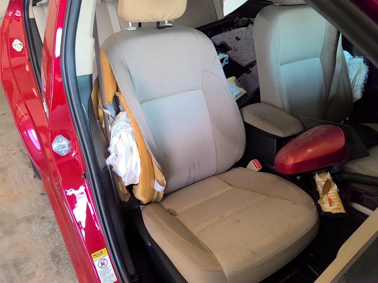 Vehicle/92728_12.jpg