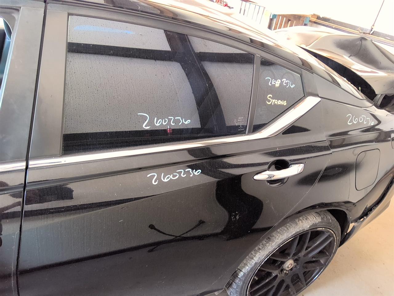 Vehicle/92808_07.jpg