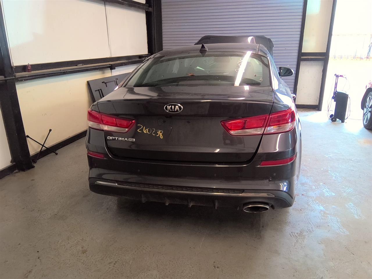 Vehicle/92810_02.jpg