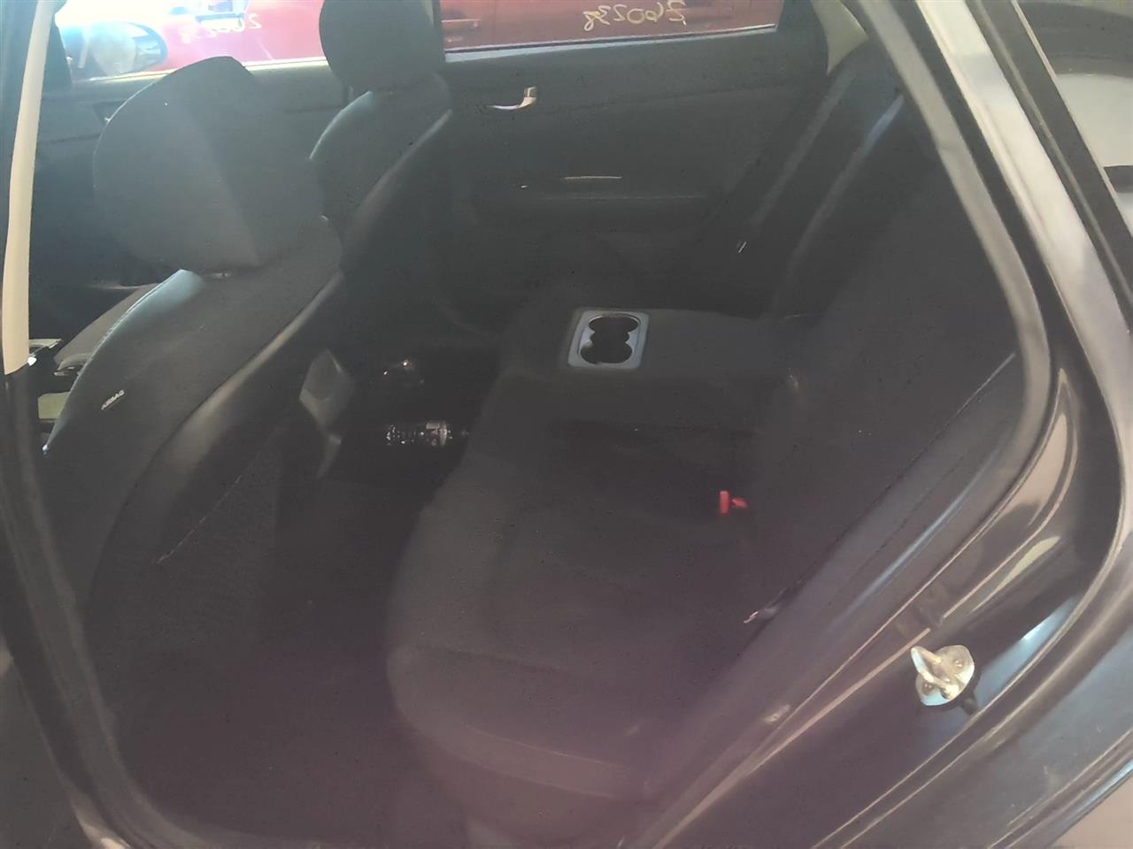 Vehicle/92810_07.jpg