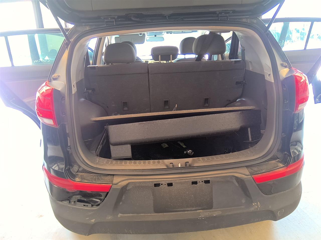 https://f005.backblazeb2.com/file/img-partshotlines-com/Inventory/EX536/Vehicle/92982_08.jpg