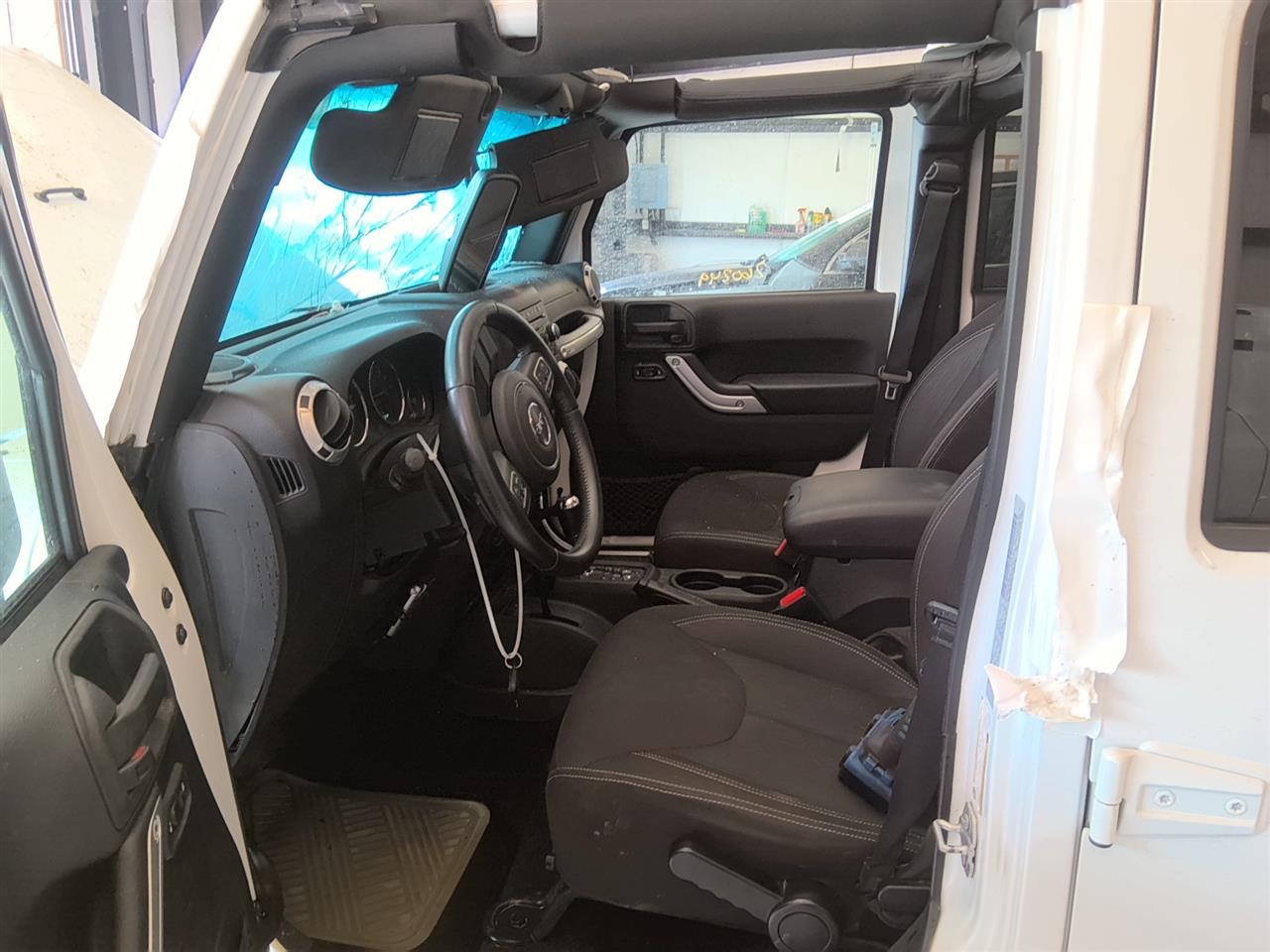 https://f005.backblazeb2.com/file/img-partshotlines-com/Inventory/EX536/Vehicle/92991_03.jpg