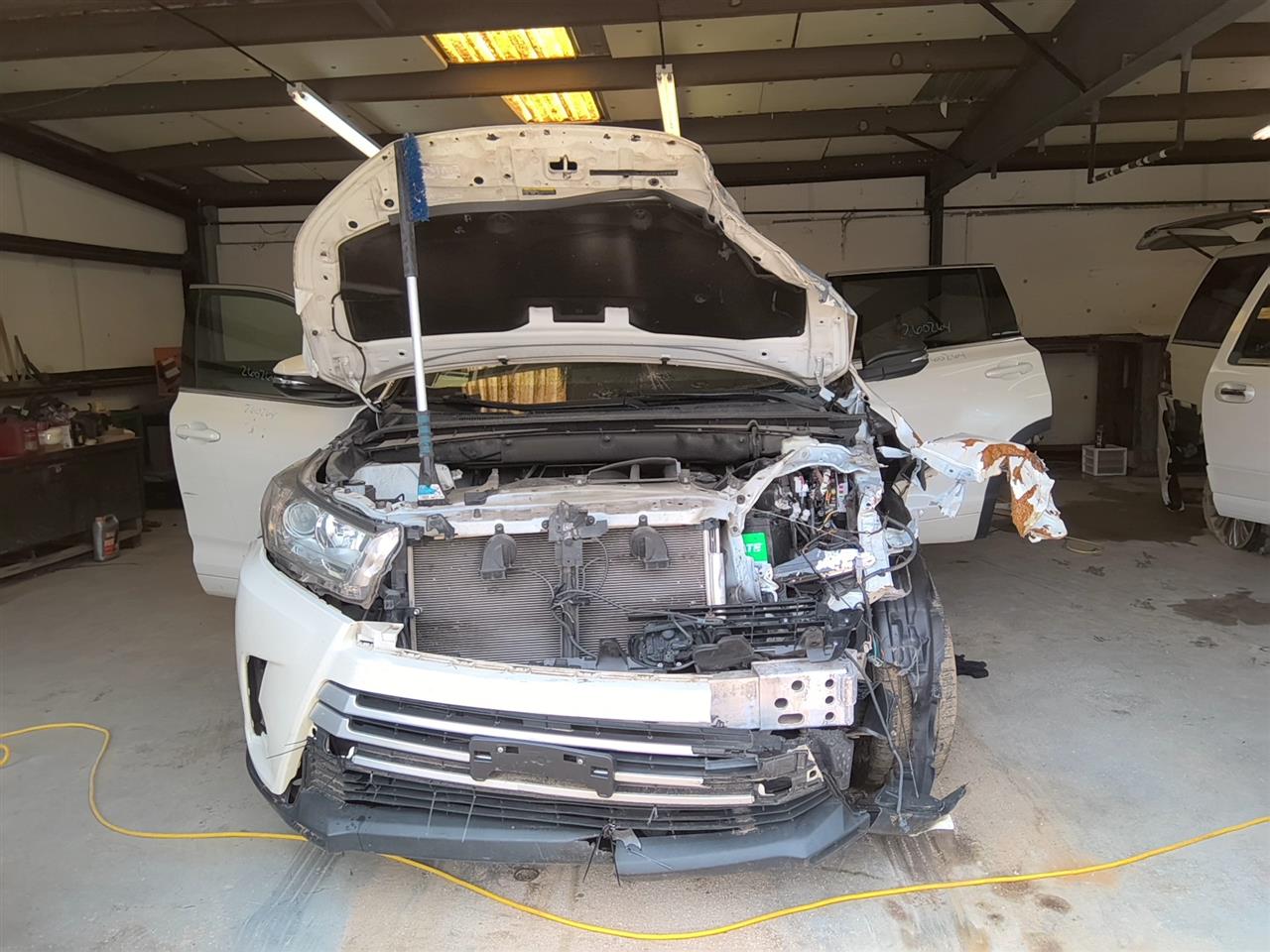 https://f005.backblazeb2.com/file/img-partshotlines-com/Inventory/EX536/Vehicle/93339_02.jpg