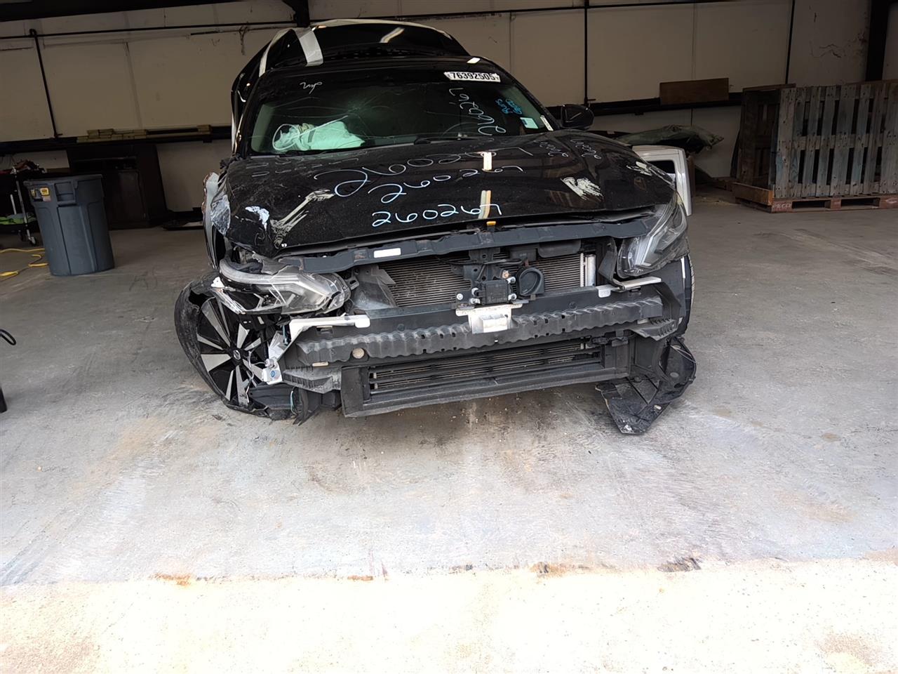Vehicle/93496_03.jpg