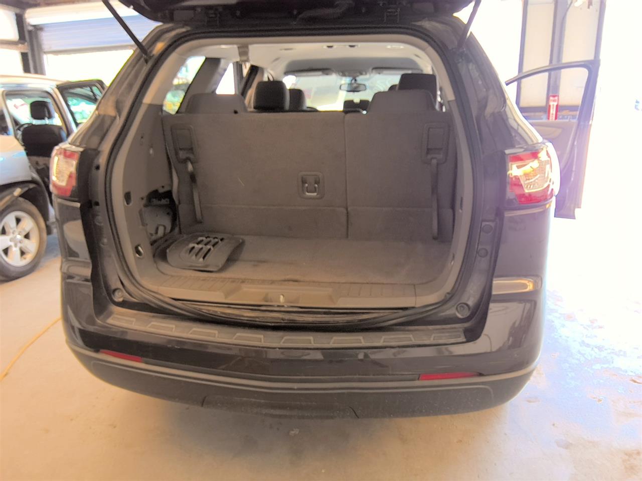 https://f005.backblazeb2.com/file/img-partshotlines-com/Inventory/EX536/Vehicle/93716_01.jpg