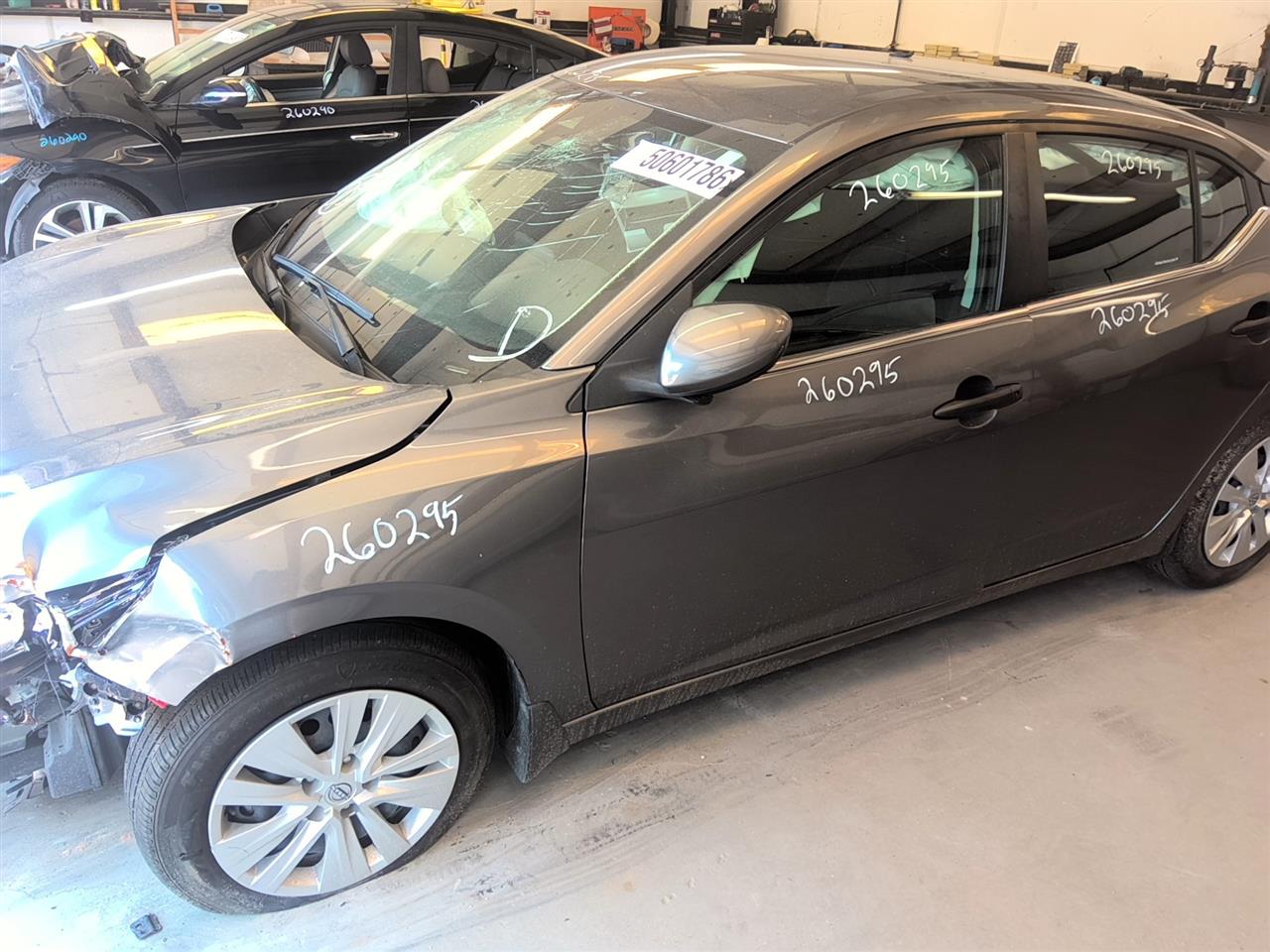 Vehicle/93793_02.jpg