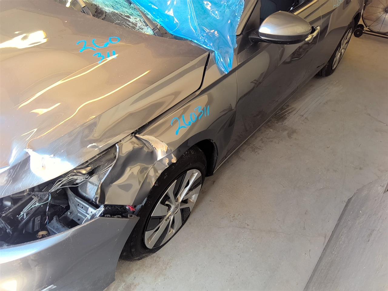 Vehicle/94370_10.jpg
