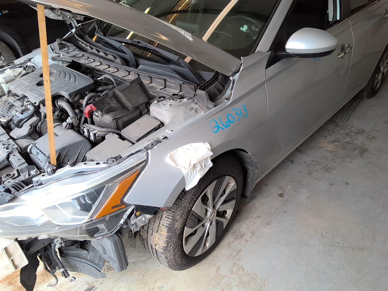 Vehicle/94372_04.jpg
