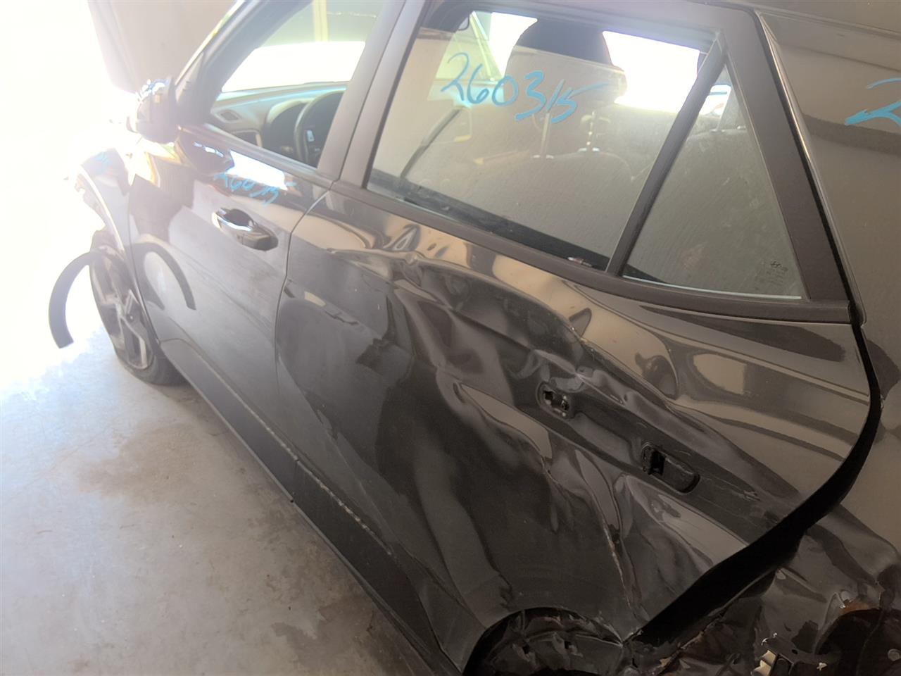 Vehicle/94512_10.jpg