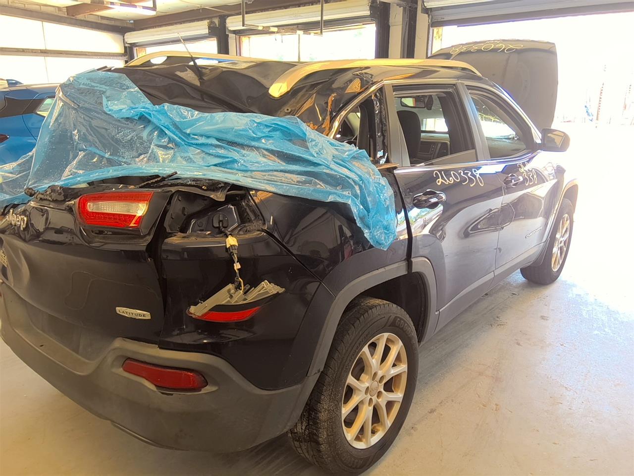Vehicle/95110_11.jpg