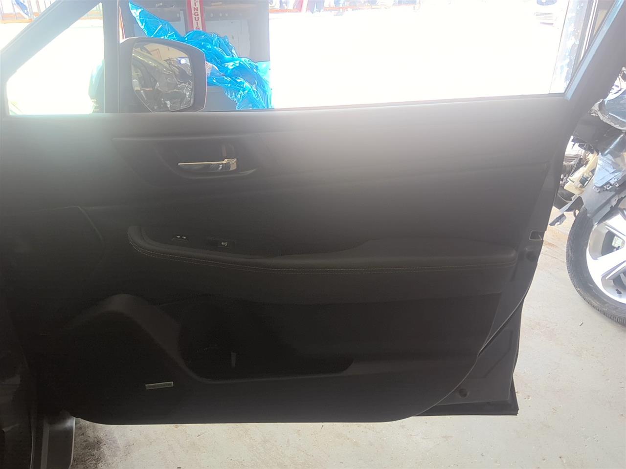 https://f005.backblazeb2.com/file/img-partshotlines-com/Inventory/EX536/Vehicle/95117_11.jpg