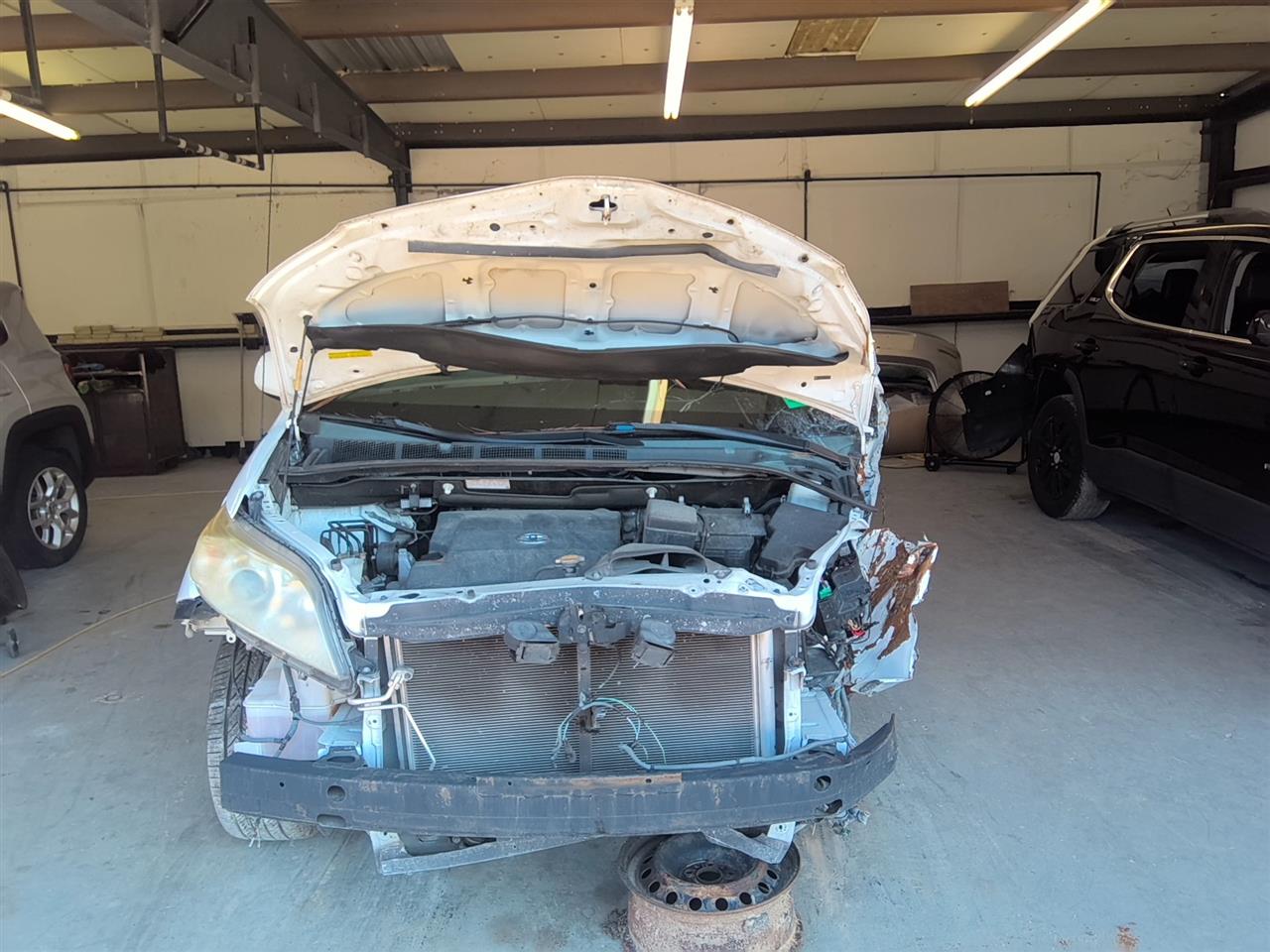 https://f005.backblazeb2.com/file/img-partshotlines-com/Inventory/EX536/Vehicle/95671_01.jpg