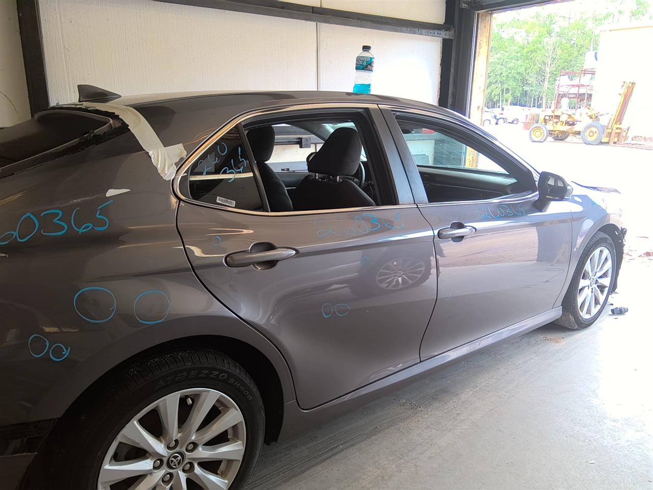 Vehicle/95694_07.jpg