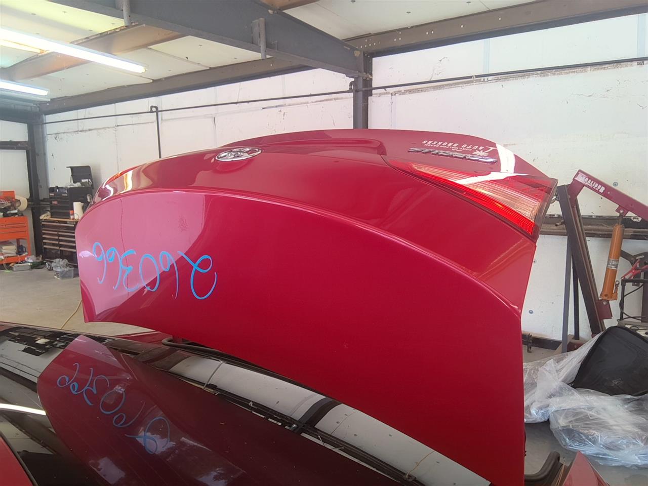 Vehicle/95715_10.jpg