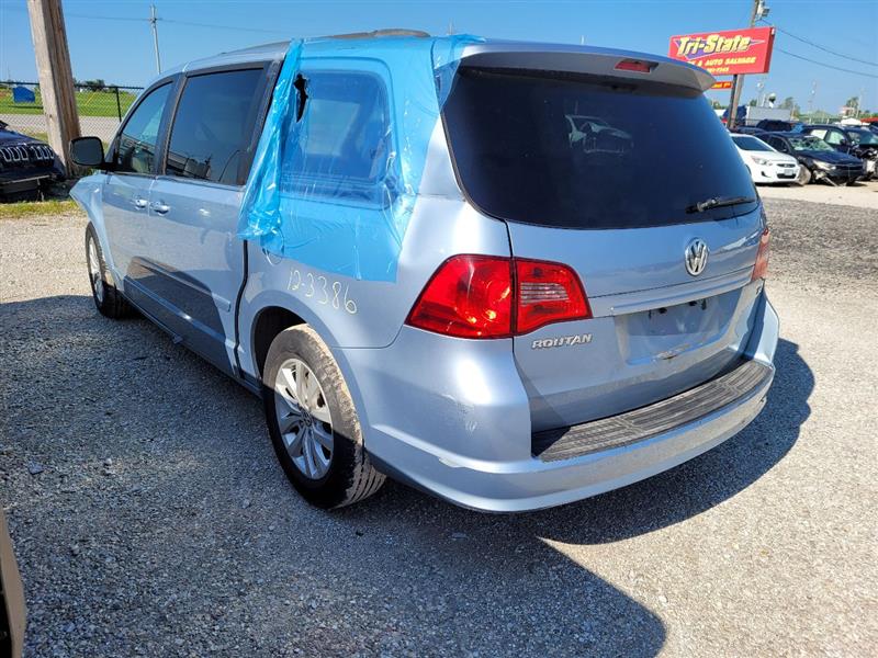 https://f005.backblazeb2.com/file/img-partshotlines-com/Inventory/EX571/Vehicle/18306_07.jpg