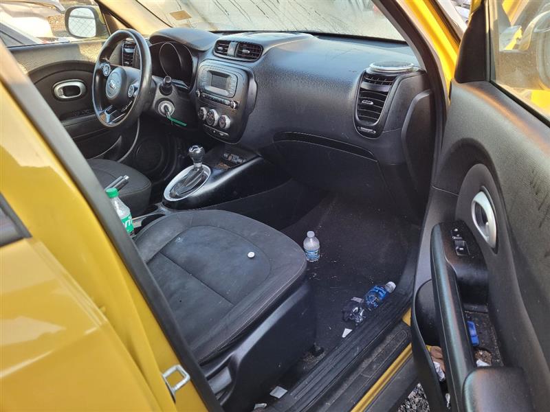 Vehicle/18504_03.jpg