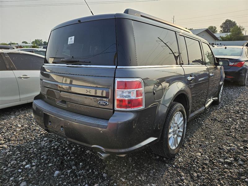 https://f005.backblazeb2.com/file/img-partshotlines-com/Inventory/EX571/Vehicle/19429_06.jpg