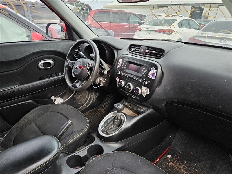 Vehicle/19556_04.jpg