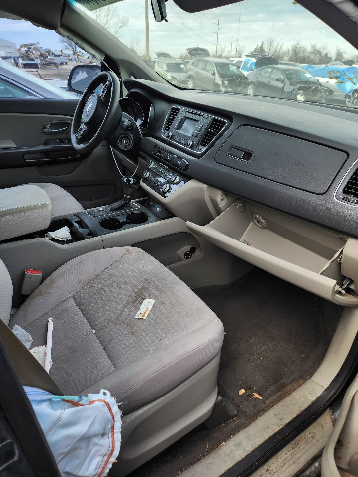 https://f005.backblazeb2.com/file/img-partshotlines-com/Inventory/EX571/Vehicle/19995_06.jpg