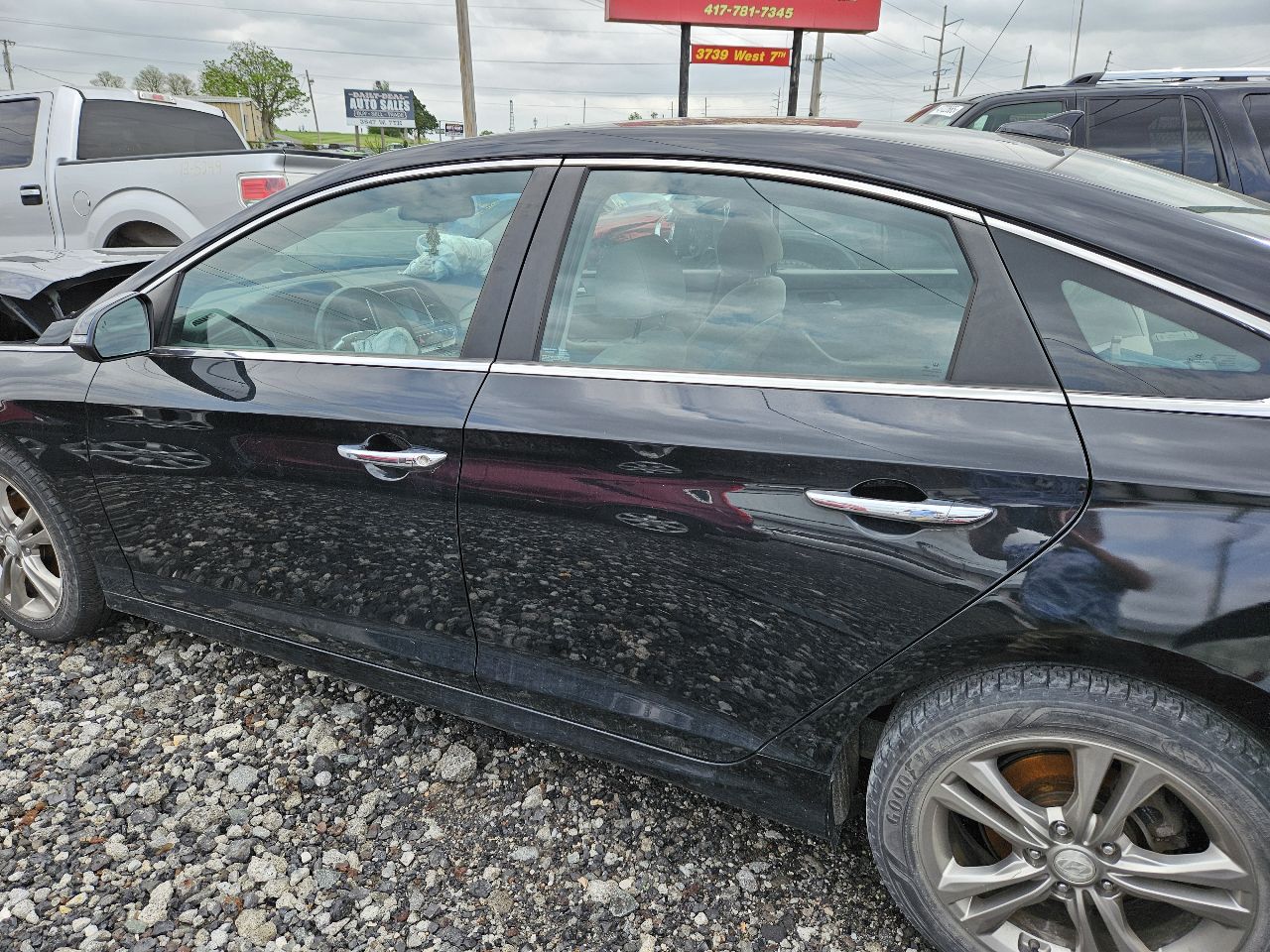 https://f005.backblazeb2.com/file/img-partshotlines-com/Inventory/EX571/Vehicle/20323_09.jpg