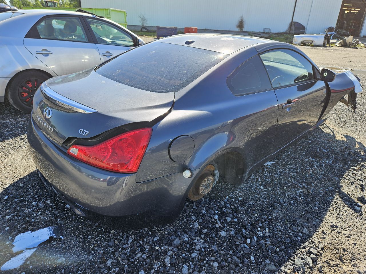 https://f005.backblazeb2.com/file/img-partshotlines-com/Inventory/EX571/Vehicle/20345_06.jpg