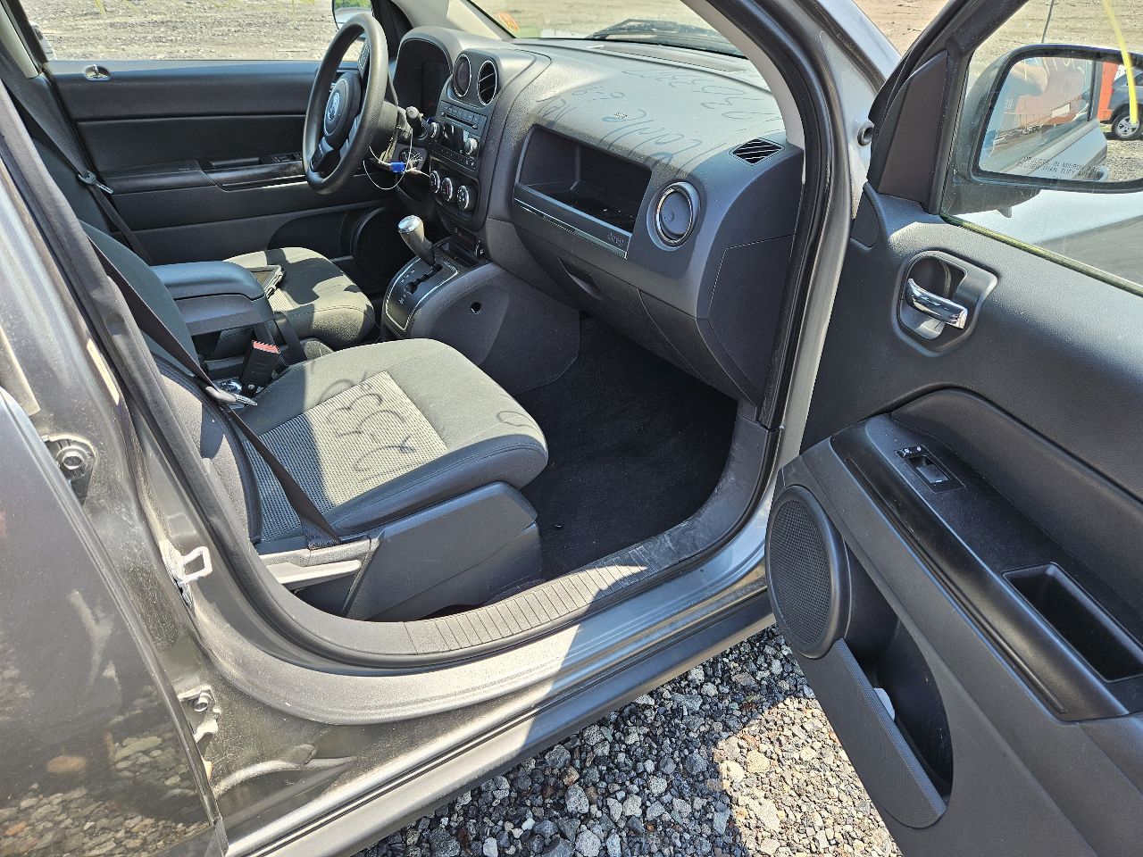 https://f005.backblazeb2.com/file/img-partshotlines-com/Inventory/EX571/Vehicle/20448_05.jpg