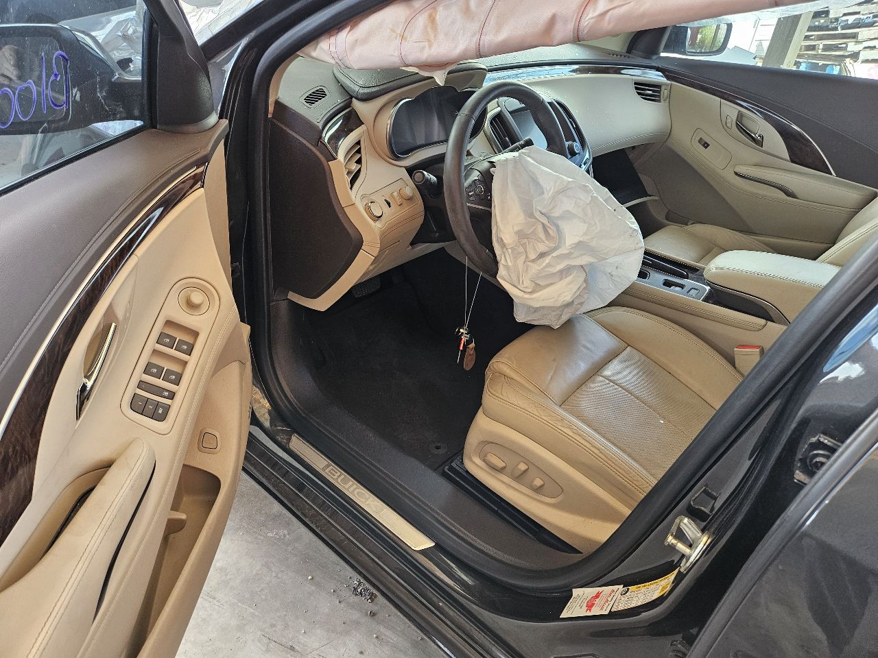 https://f005.backblazeb2.com/file/img-partshotlines-com/Inventory/EX571/Vehicle/20506_10.jpg