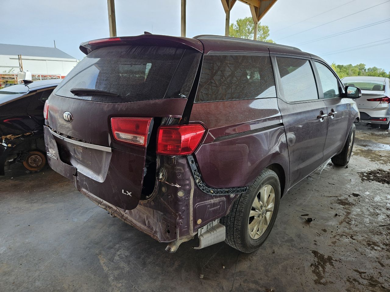https://f005.backblazeb2.com/file/img-partshotlines-com/Inventory/EX571/Vehicle/20554_07.jpg