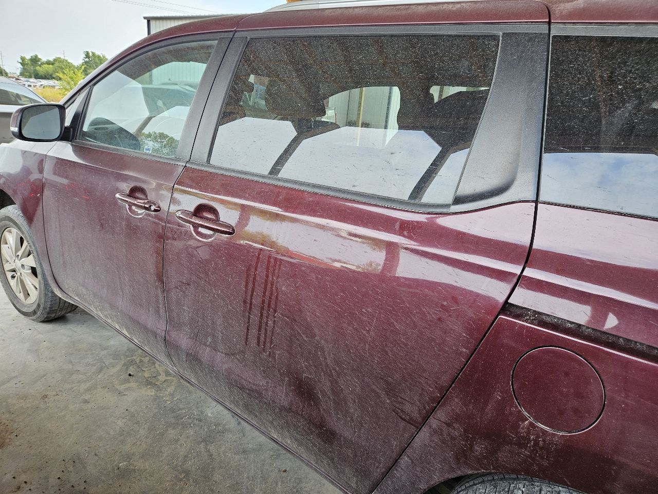 https://f005.backblazeb2.com/file/img-partshotlines-com/Inventory/EX571/Vehicle/20554_09.jpg