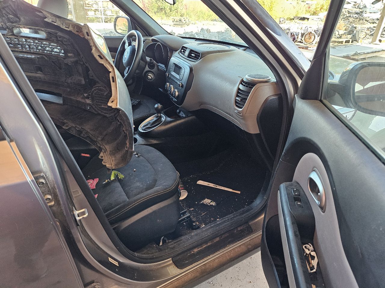 Vehicle/20589_04.jpg