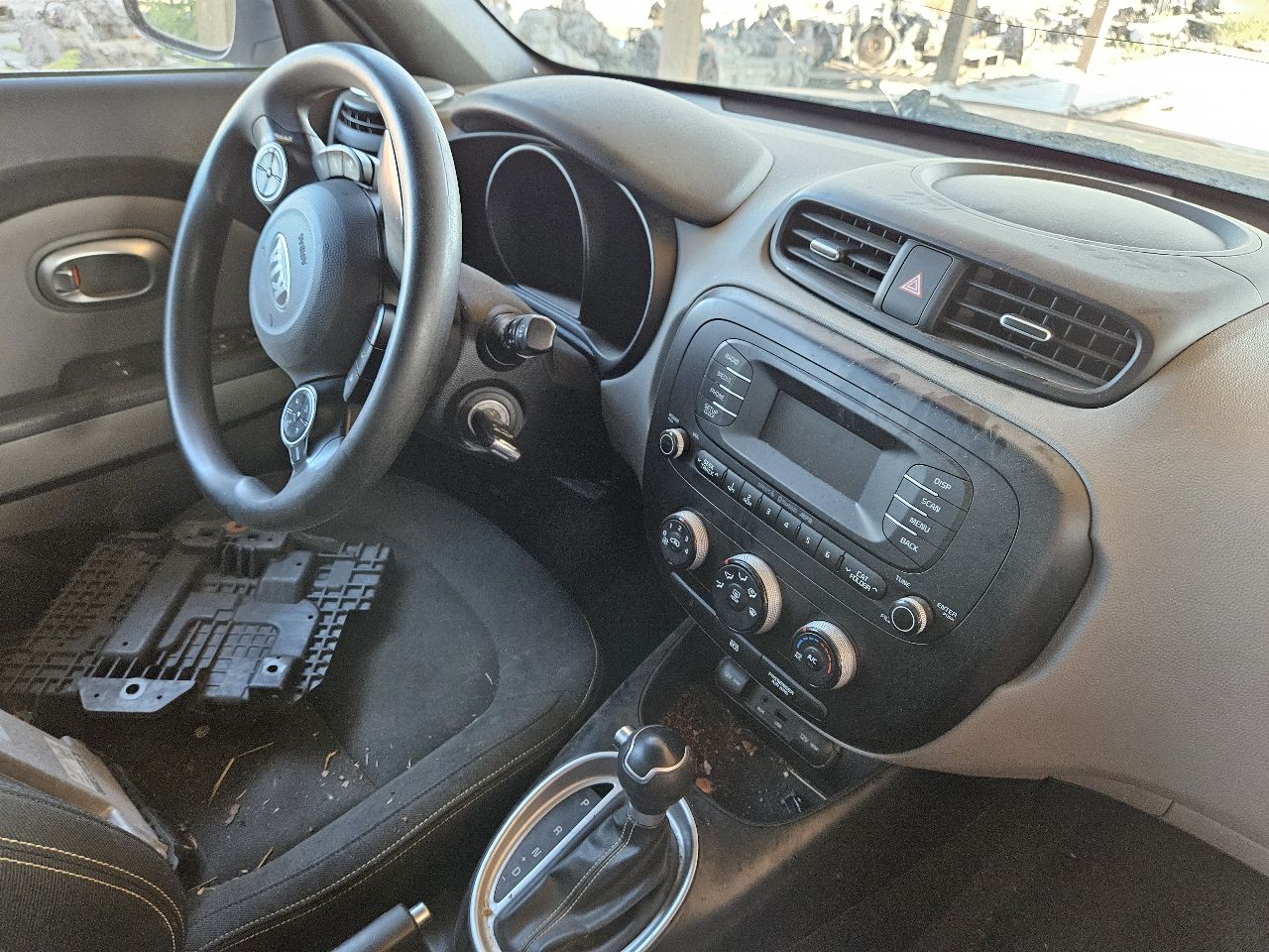 Vehicle/20589_05.jpg