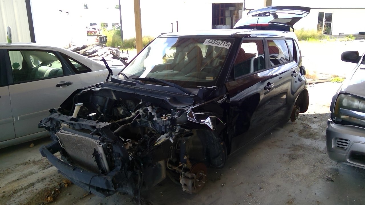 Vehicle/20657_03.jpg