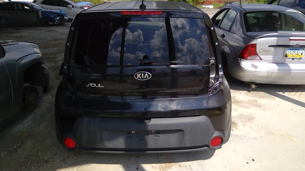 Vehicle/20657_06.jpg