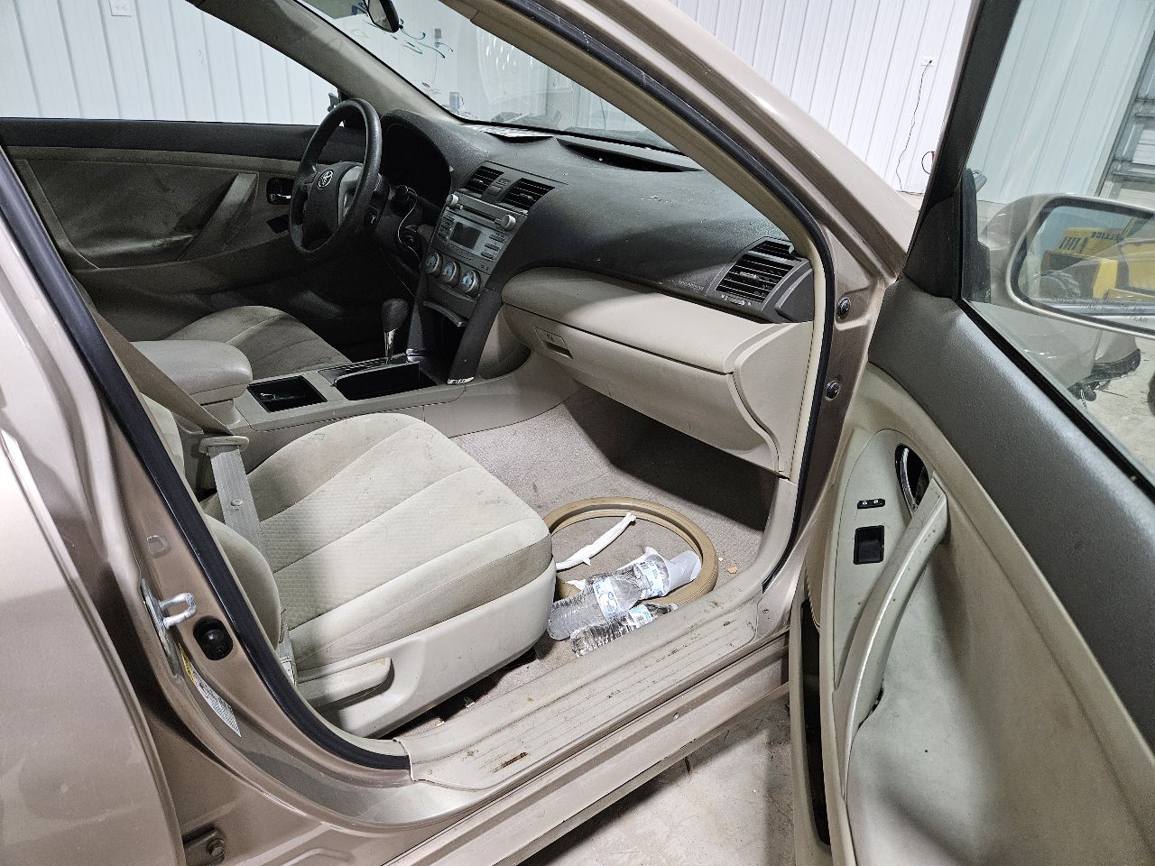 https://f005.backblazeb2.com/file/img-partshotlines-com/Inventory/EX571/Vehicle/20674_04.jpg