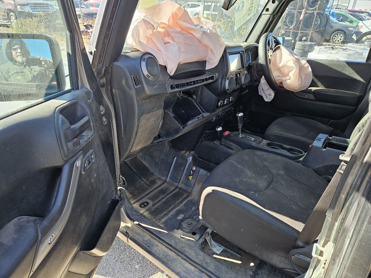https://f005.backblazeb2.com/file/img-partshotlines-com/Inventory/EX571/Vehicle/20868_06.jpg