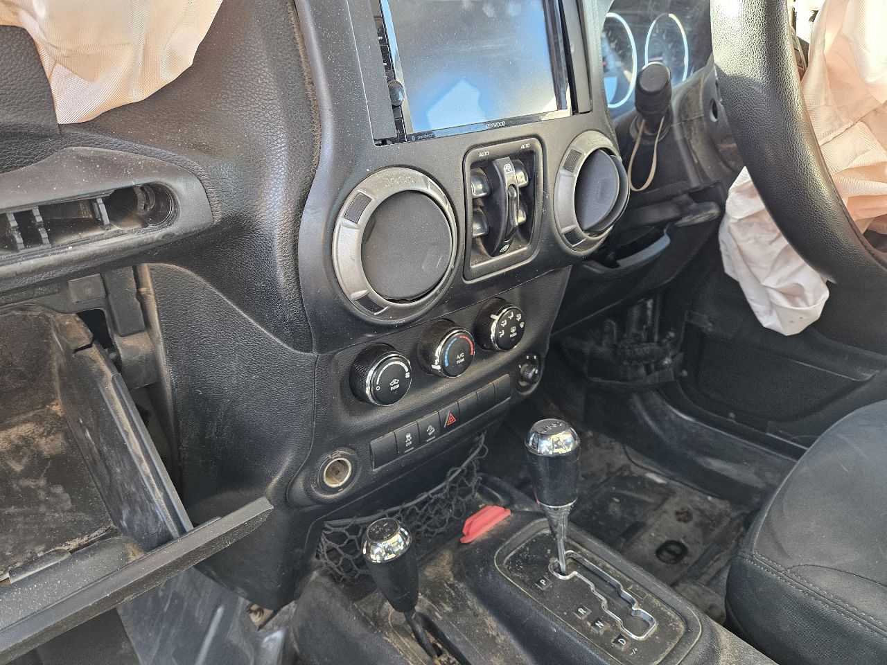 https://f005.backblazeb2.com/file/img-partshotlines-com/Inventory/EX571/Vehicle/20868_07.jpg