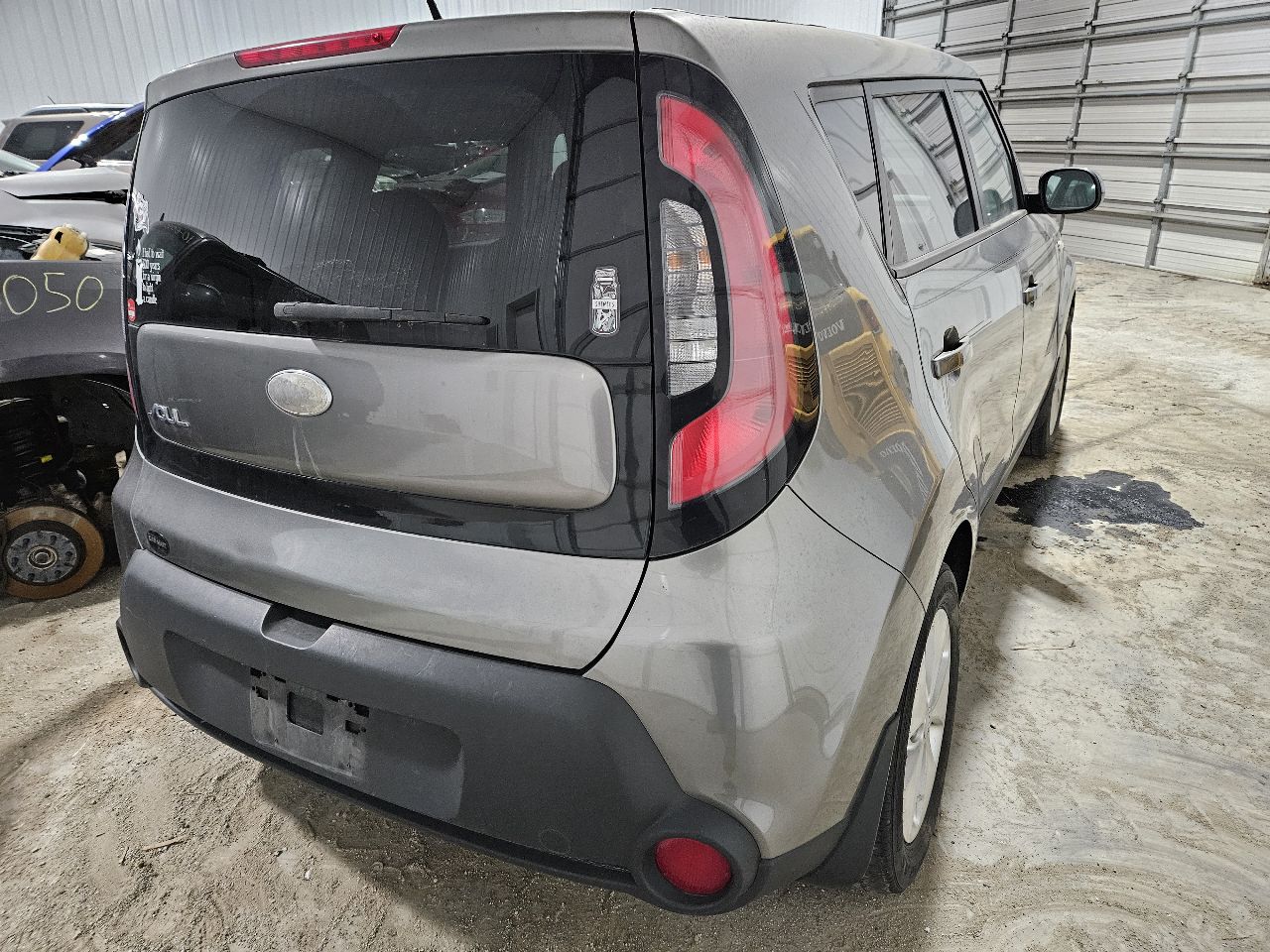 Vehicle/20915_06.jpg