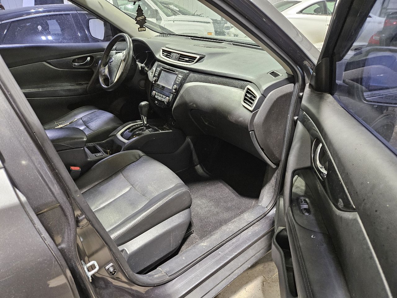 https://f005.backblazeb2.com/file/img-partshotlines-com/Inventory/EX571/Vehicle/21002_05.jpg