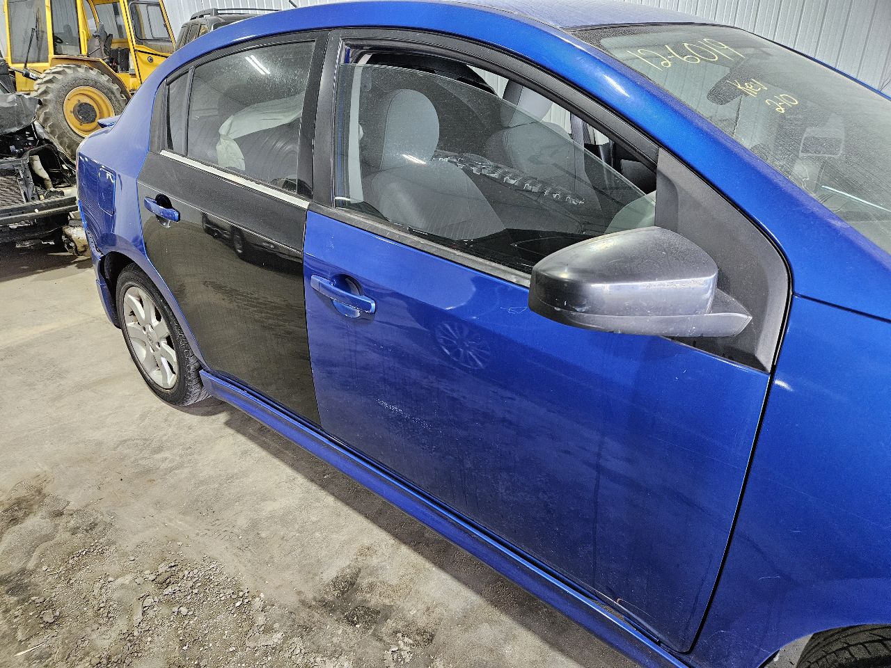 https://f005.backblazeb2.com/file/img-partshotlines-com/Inventory/EX571/Vehicle/21004_03.jpg