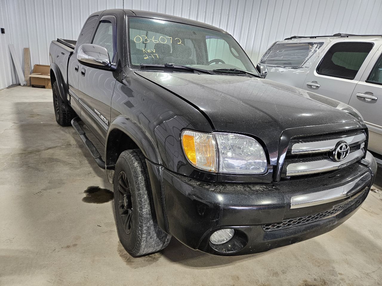 https://f005.backblazeb2.com/file/img-partshotlines-com/Inventory/EX571/Vehicle/21081_03.jpg