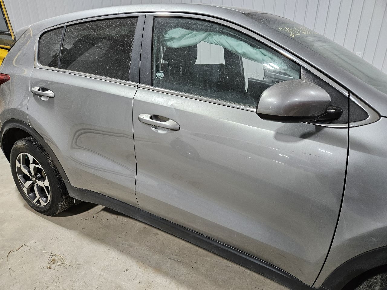 https://f005.backblazeb2.com/file/img-partshotlines-com/Inventory/EX571/Vehicle/21122_04.jpg