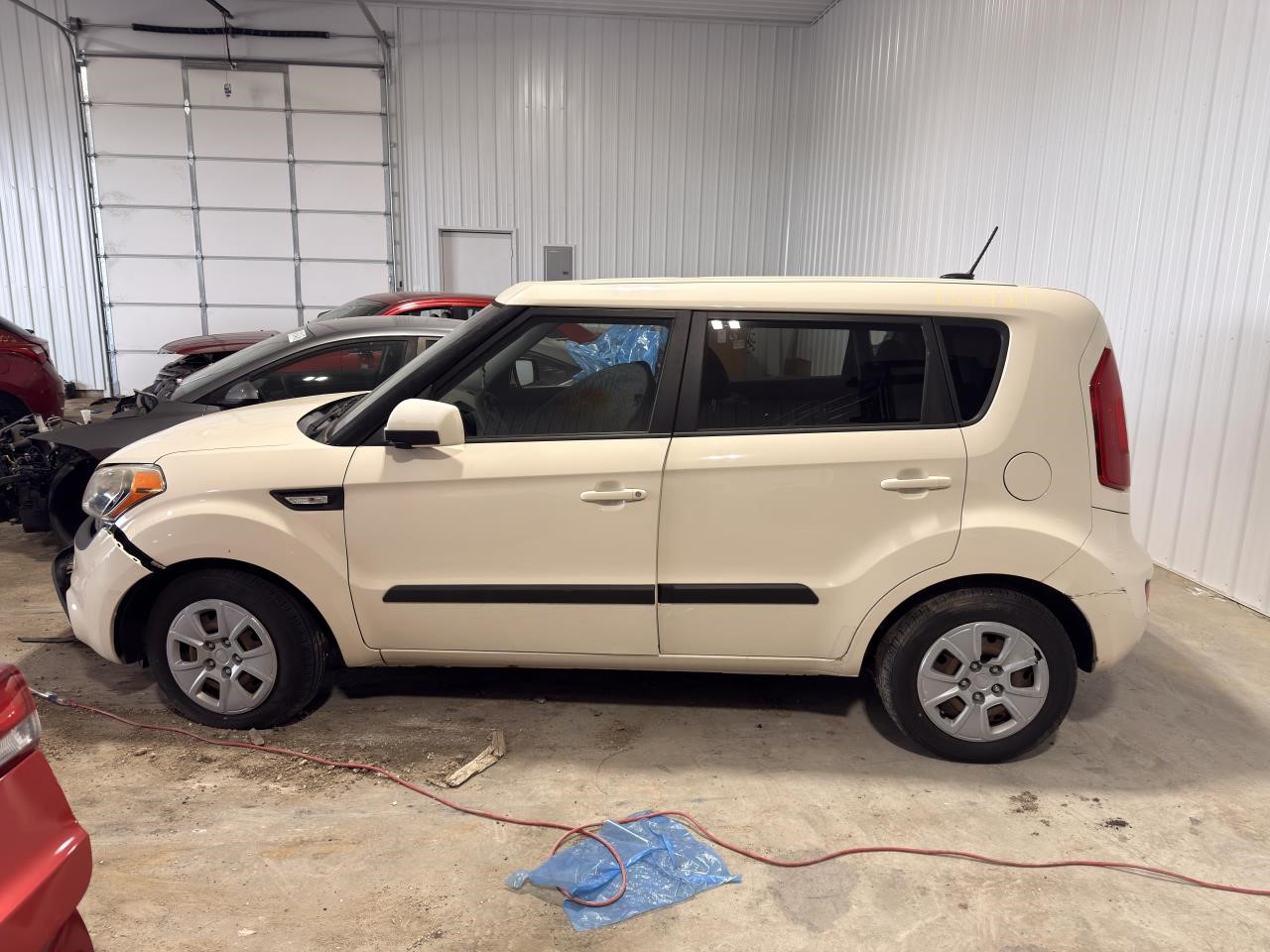 https://f005.backblazeb2.com/file/img-partshotlines-com/Inventory/EX571/Vehicle/21155_04.jpg